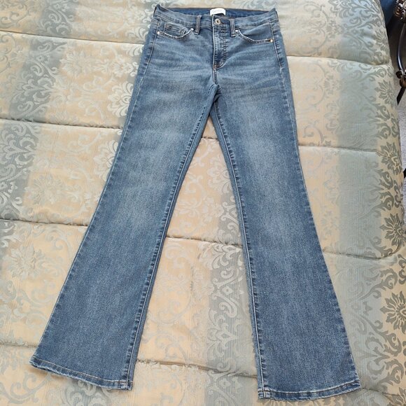 Jessica Simpson blue jeans, excellent used condition, size 2 - Picture 1 of 4
